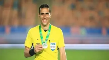 محمود ناجي حكما لمباراة بيراميدز وسموحة.. والغندور لتقنية الفيديو